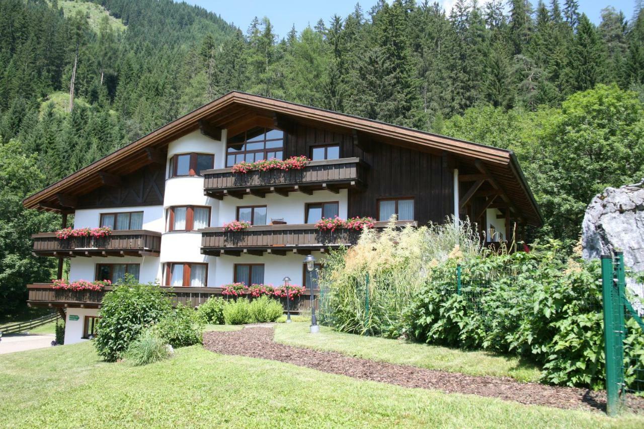 Apartamento Haus Montana Elbigenalp Exterior foto